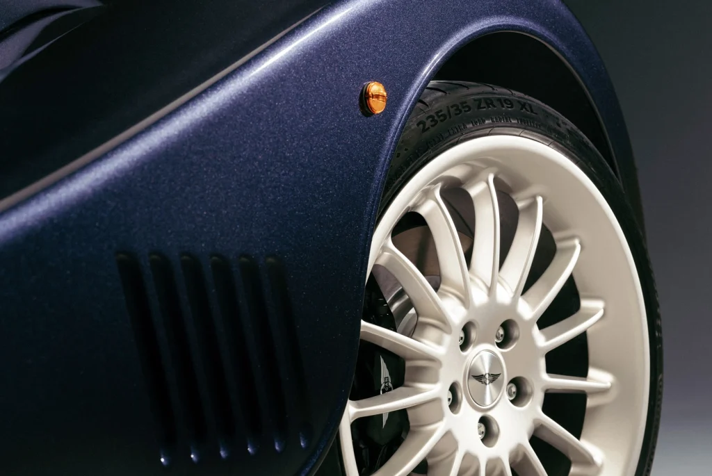 morgan plus six pinnacle