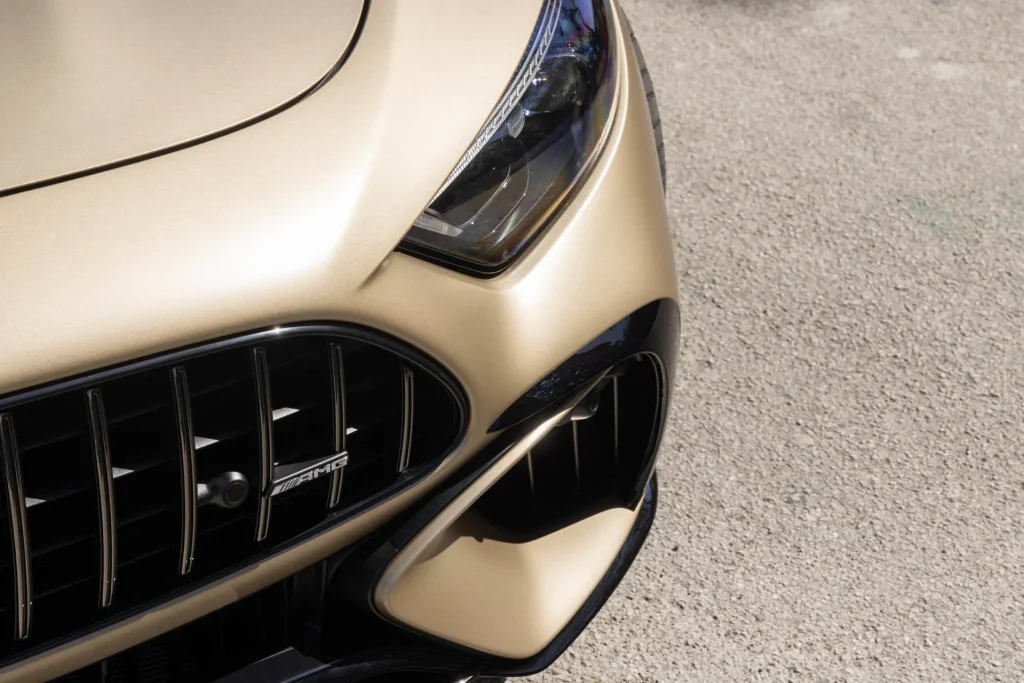 Mercedes Benz AMG SL 63 Manufaktur Golden Coast