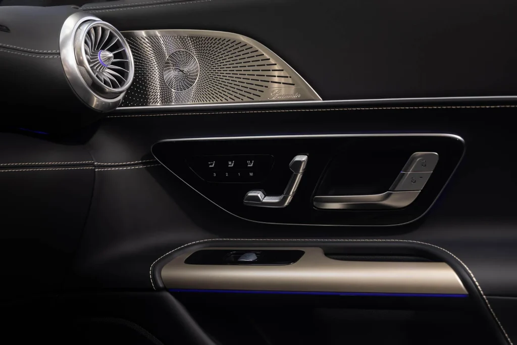 Mercedes Benz AMG SL 63 Manufaktur Golden Coast