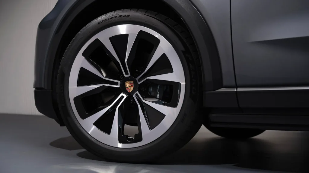 Porsche Cayenne Electric