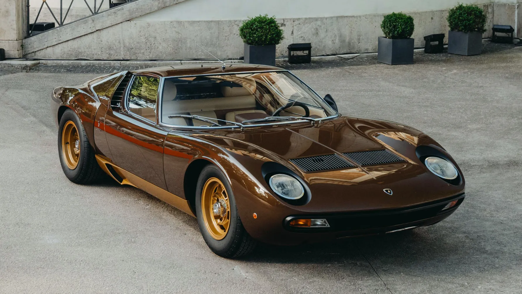 Lamborghini Miura