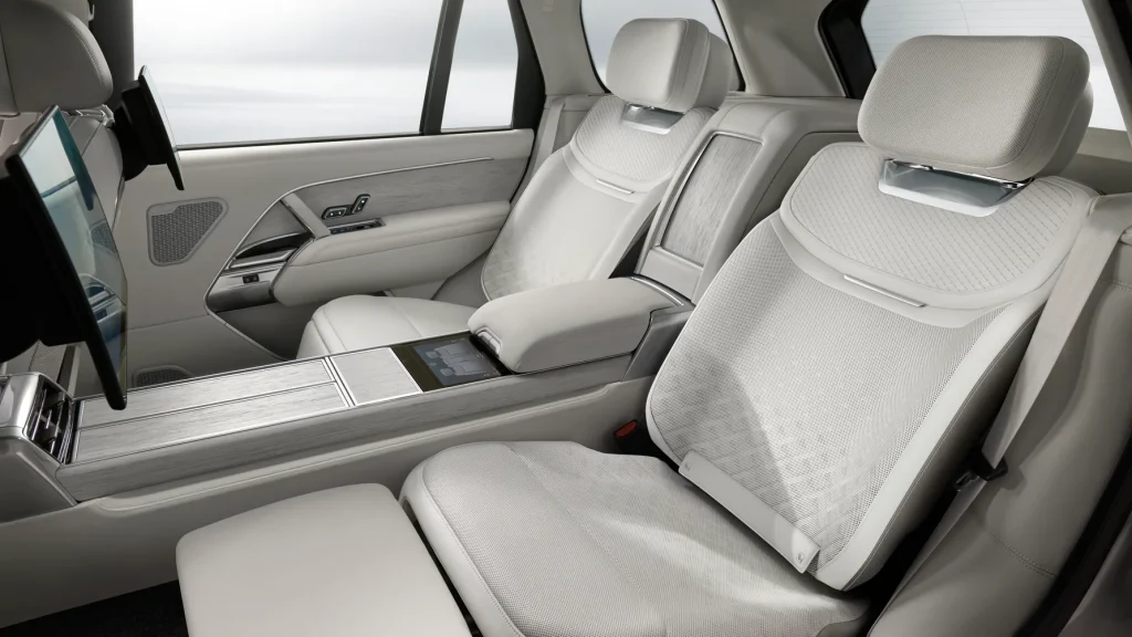 Range Rover SV Ultra