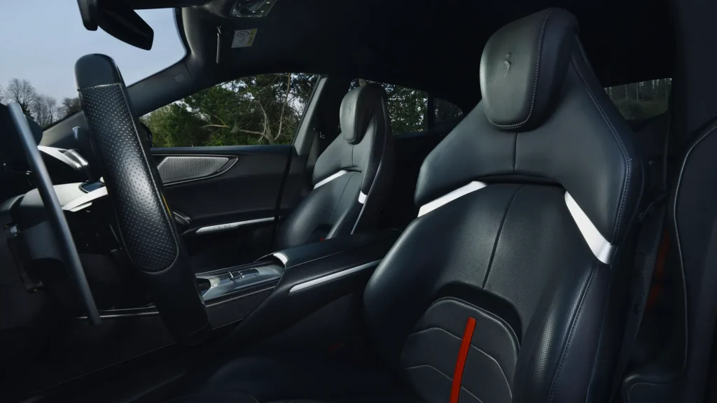 Ferrari Purosangue Handling Speciale