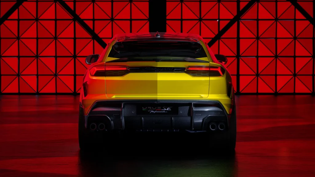 Lamborghini Urus SE Performante