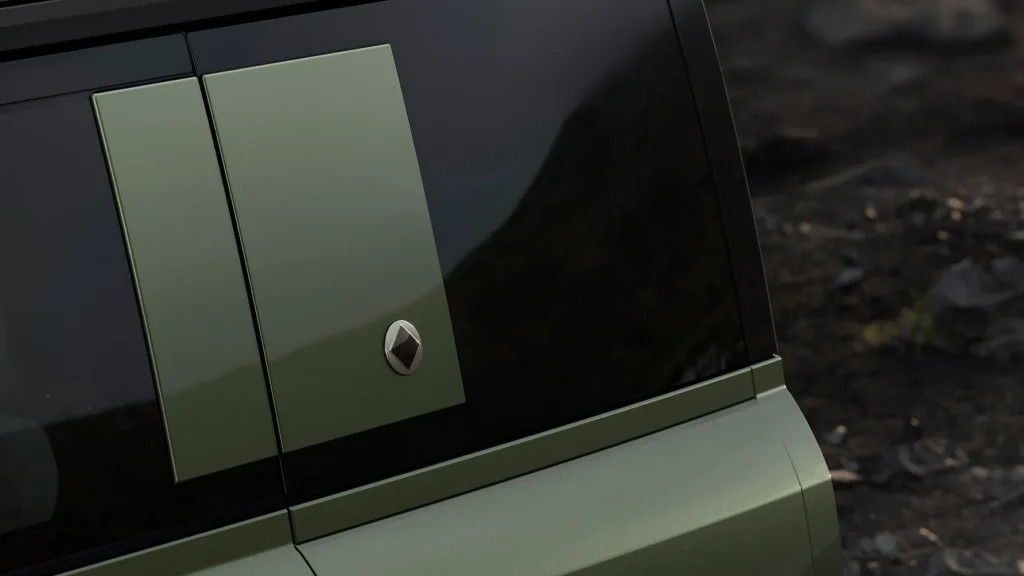Land Rover Defender