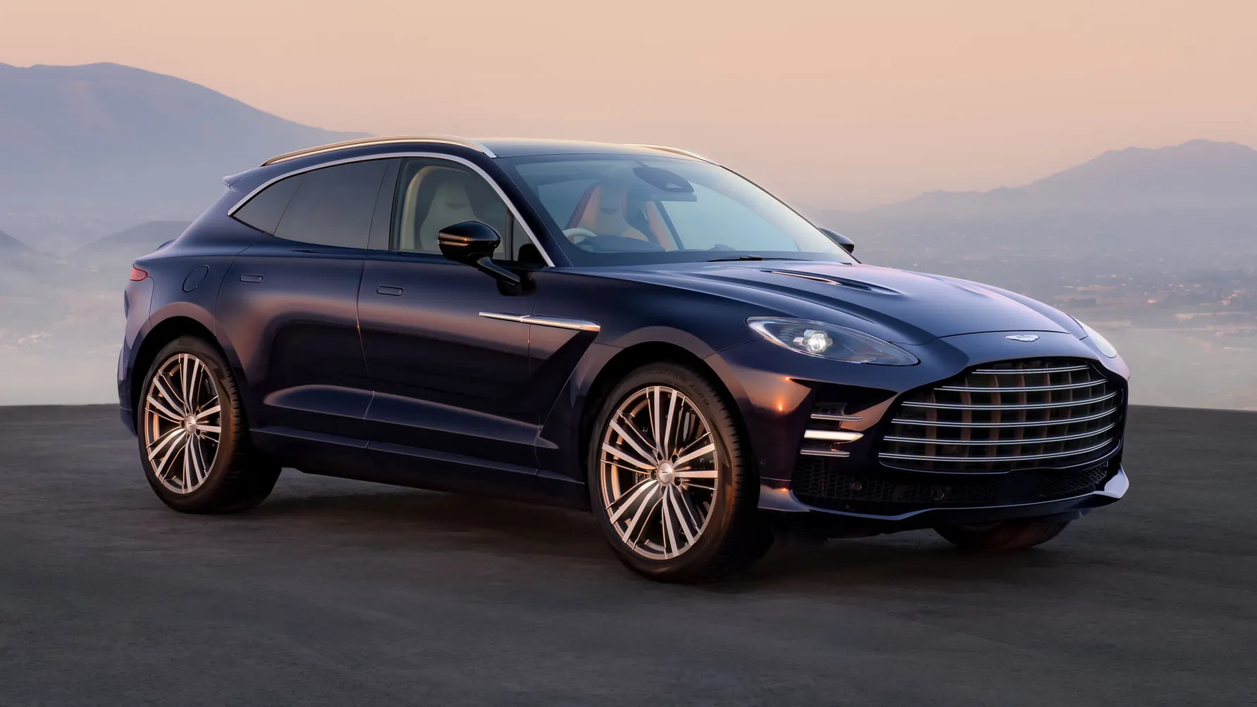 Aston Martin DBX GT