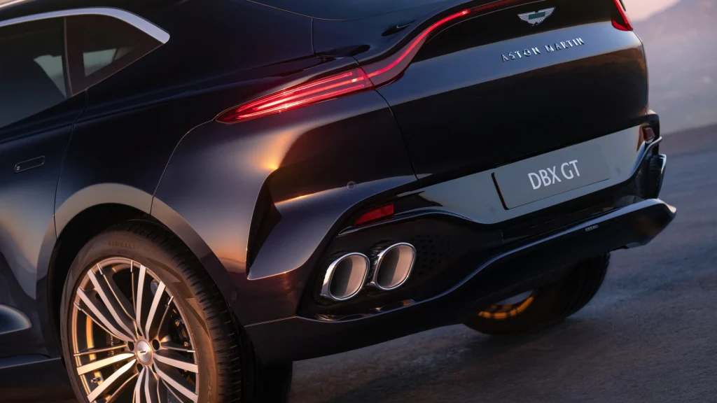 Aston Martin DBX GT