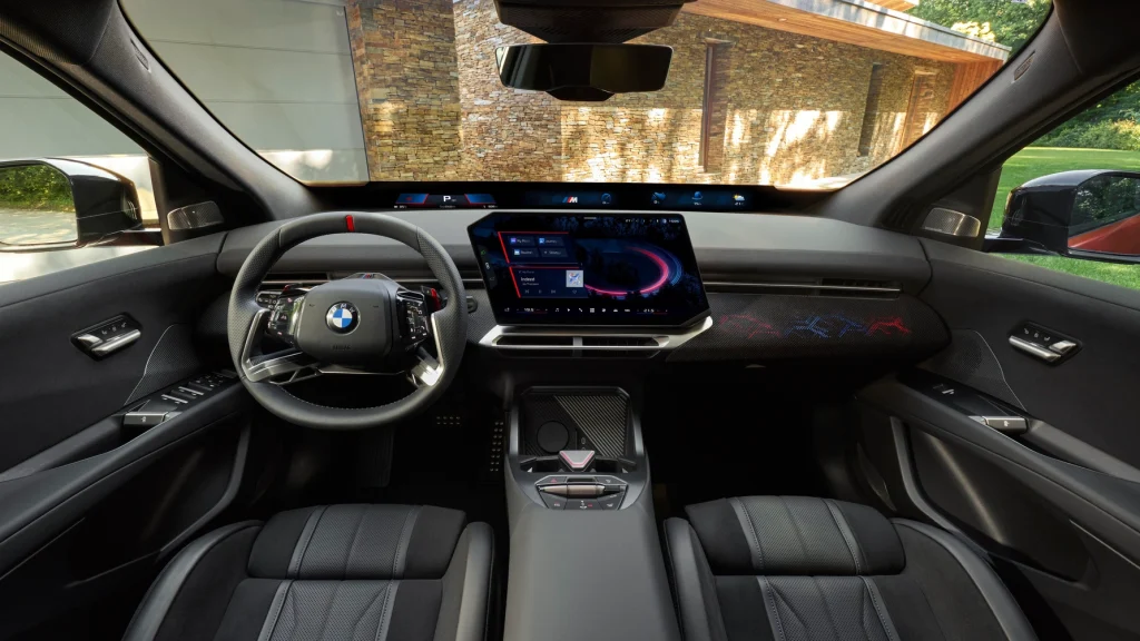BMW iX4