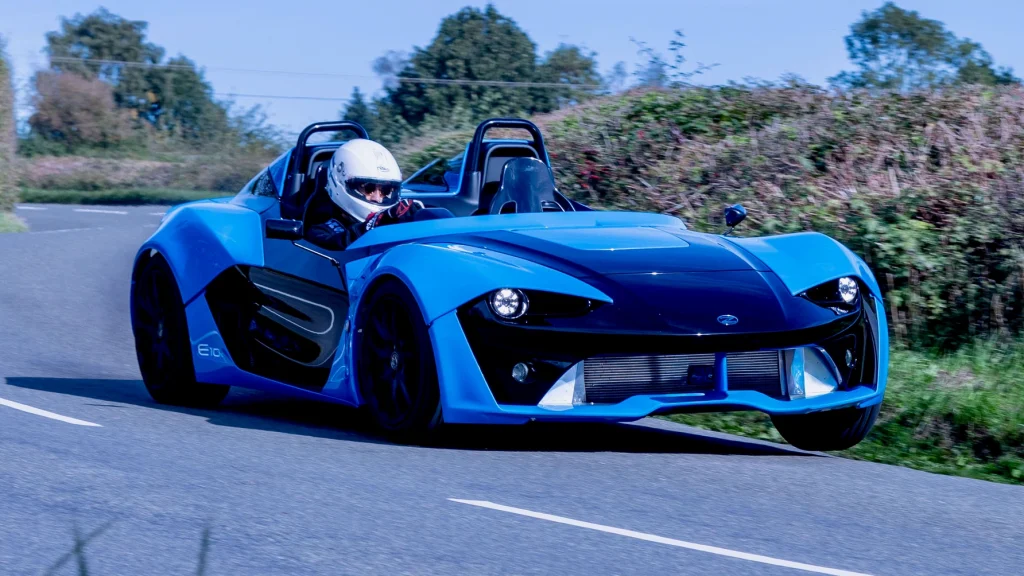 Zenos E10