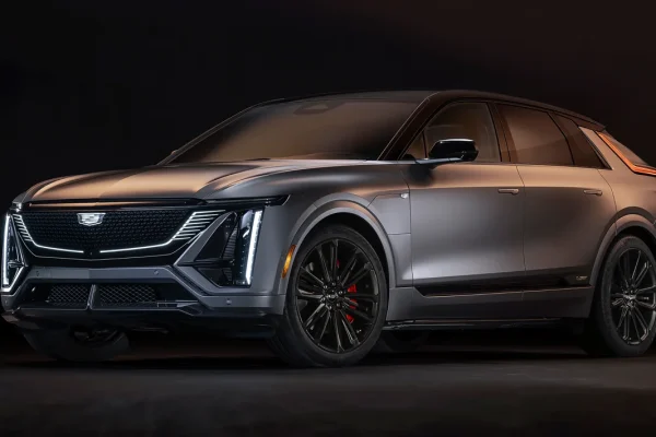 Cadillac LYRIQ-V