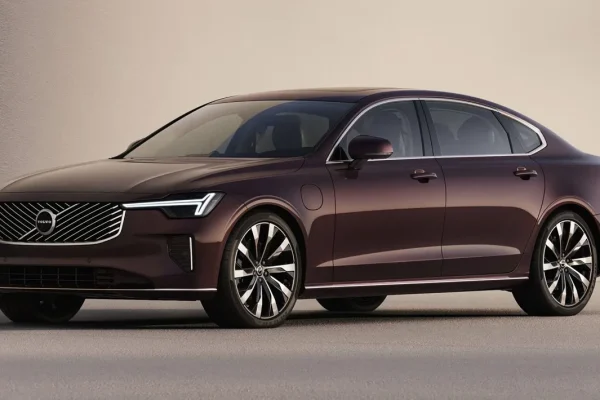 Volvo S90