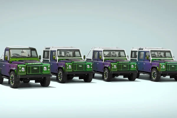 Land Rover Classic Defender V8s