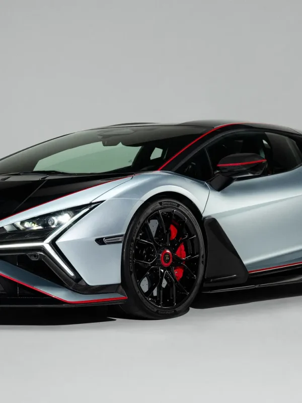 Lamborghini Revuelto SV