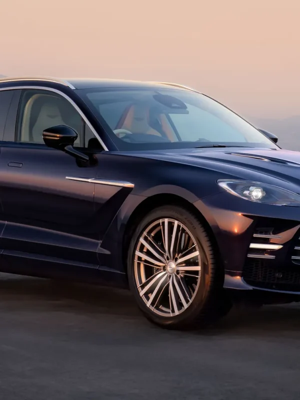 Aston Martin DBX GT