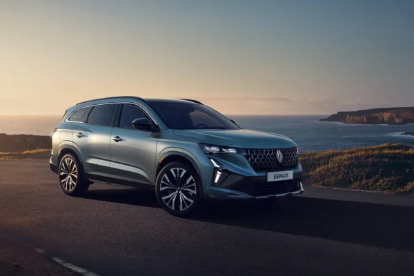 Novi Renault Espace: Moderan obiteljski automobil s inovativnim tehnologijama